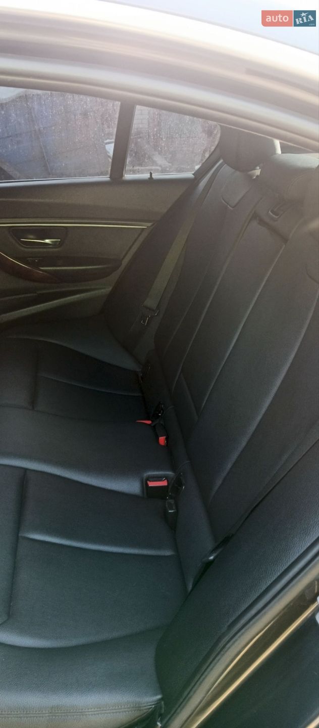 BMW 3 Series 2014 VIN WBA3B3G55FNR86757 фото оголошення 5 з 11