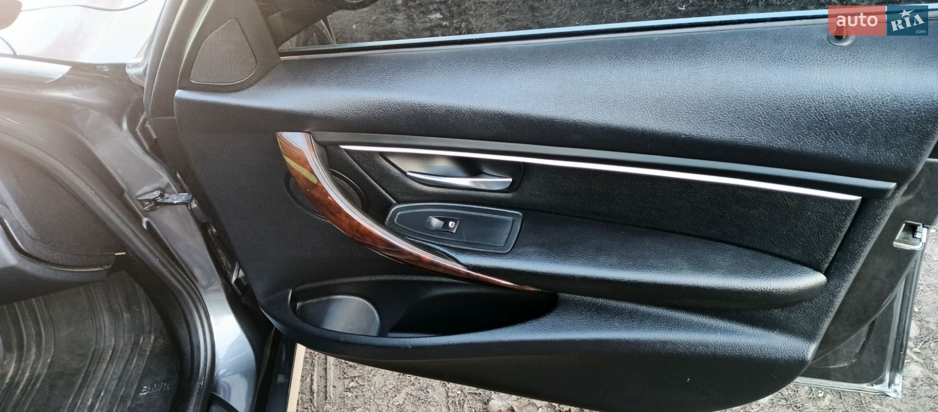 BMW 3 Series 2014 VIN WBA3B3G55FNR86757 фото оголошення 9 з 11
