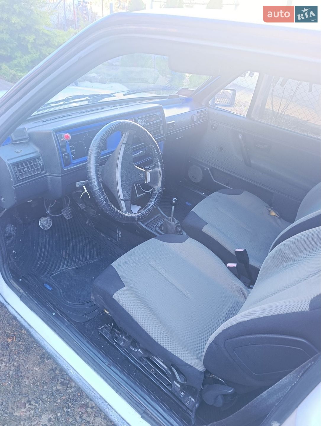 Volkswagen Golf 1986 VIN WVWZZZ19ZGW325976 фото оголошення 32 з 38