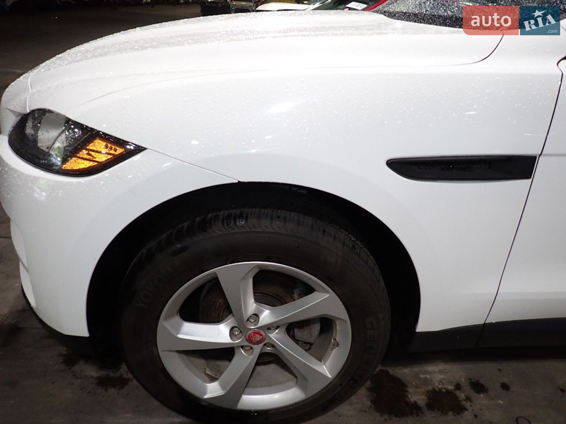 Jaguar F-Pace 2016 VIN SADCJ2BN8HA085484 фото оголошення 5 з 12