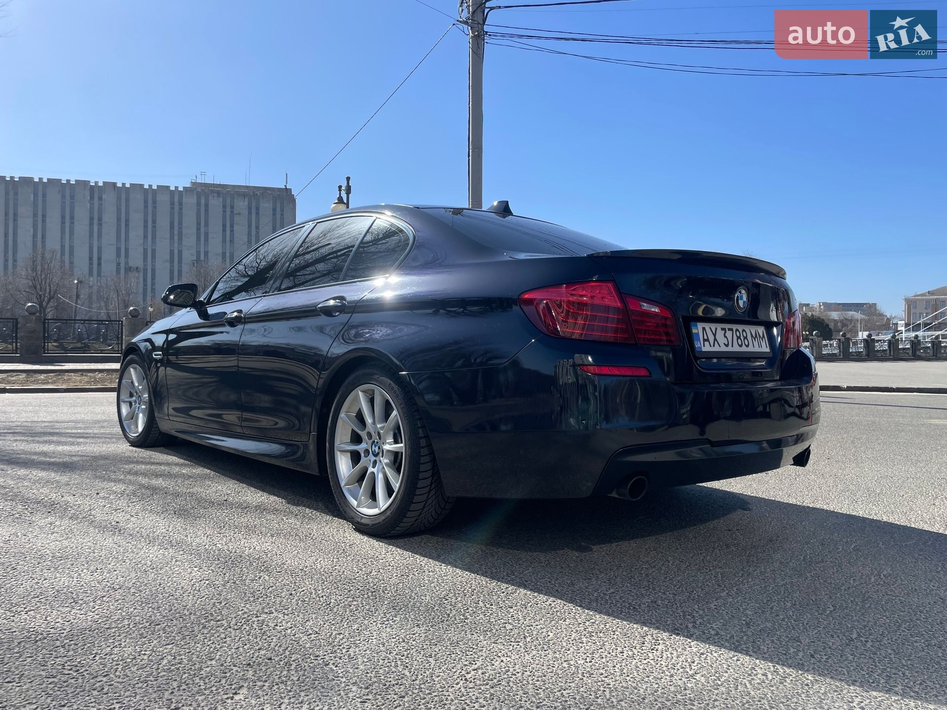 BMW 5 Series 2015 VIN WBA5D51010D873848 фото оголошення 4 з 13