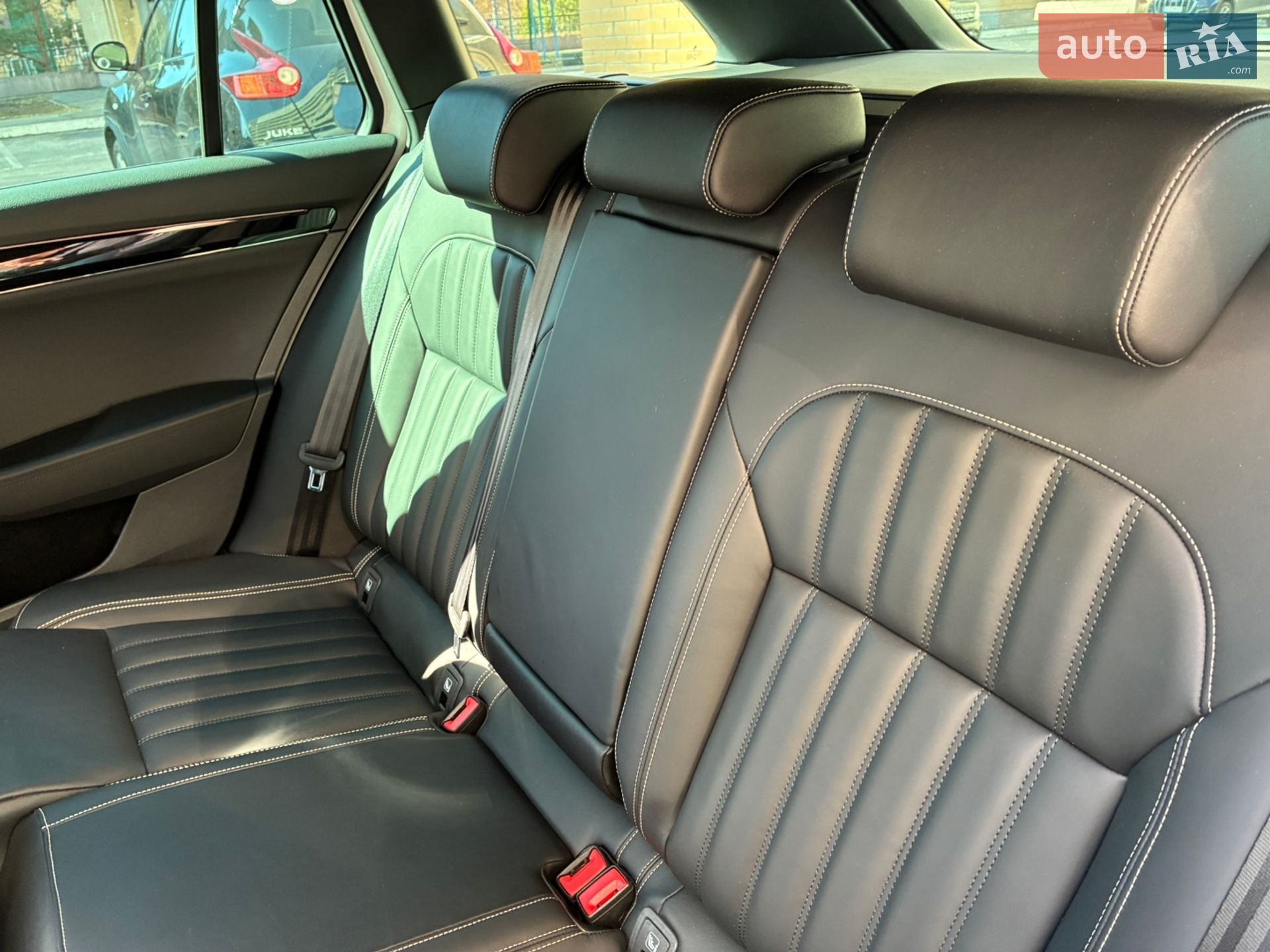 Skoda Superb 2023 VIN TMBLR7NPXP7018461 фото оголошення 16 з 94