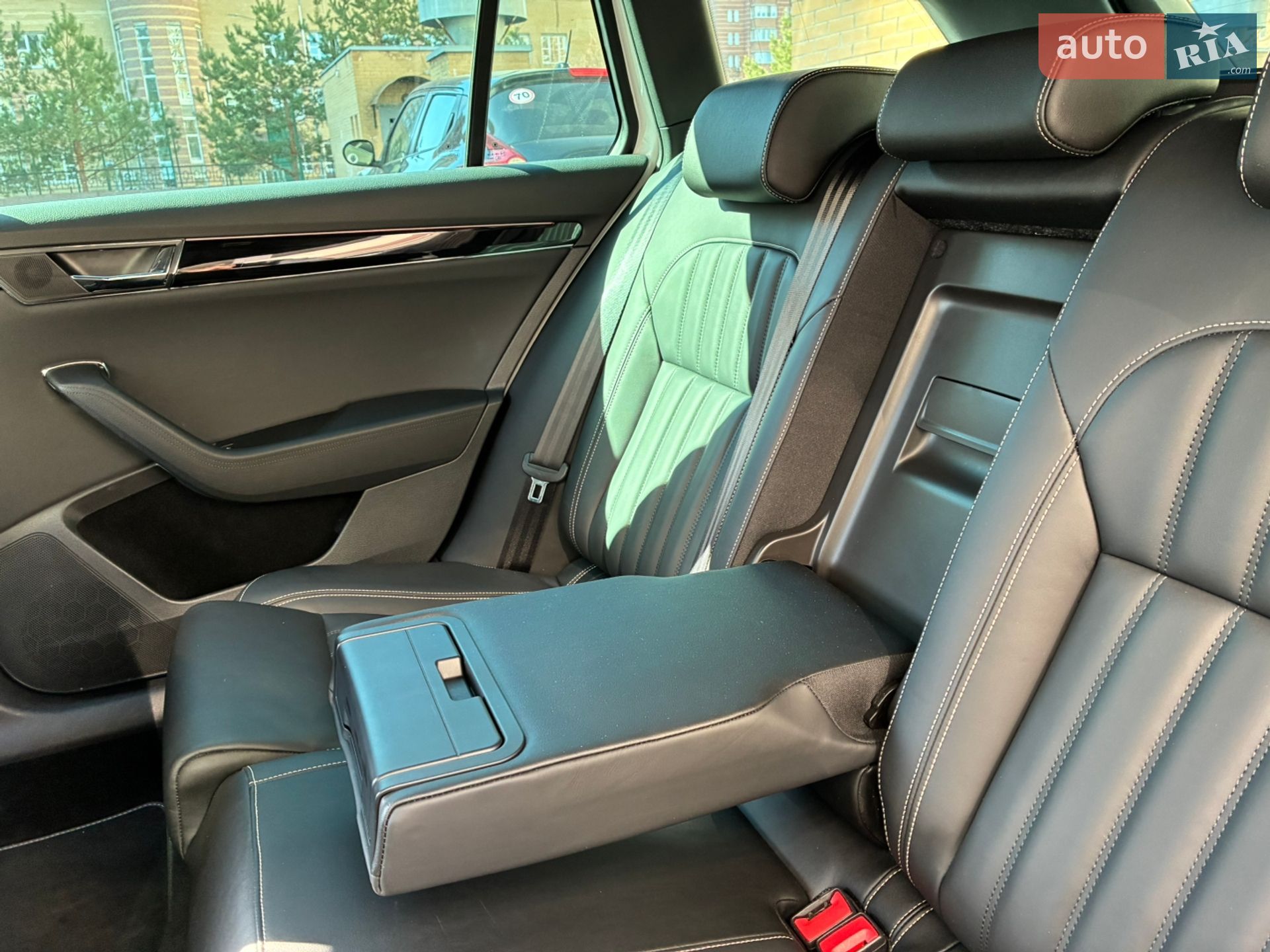 Skoda Superb 2023 VIN TMBLR7NPXP7018461 фото оголошення 19 з 94