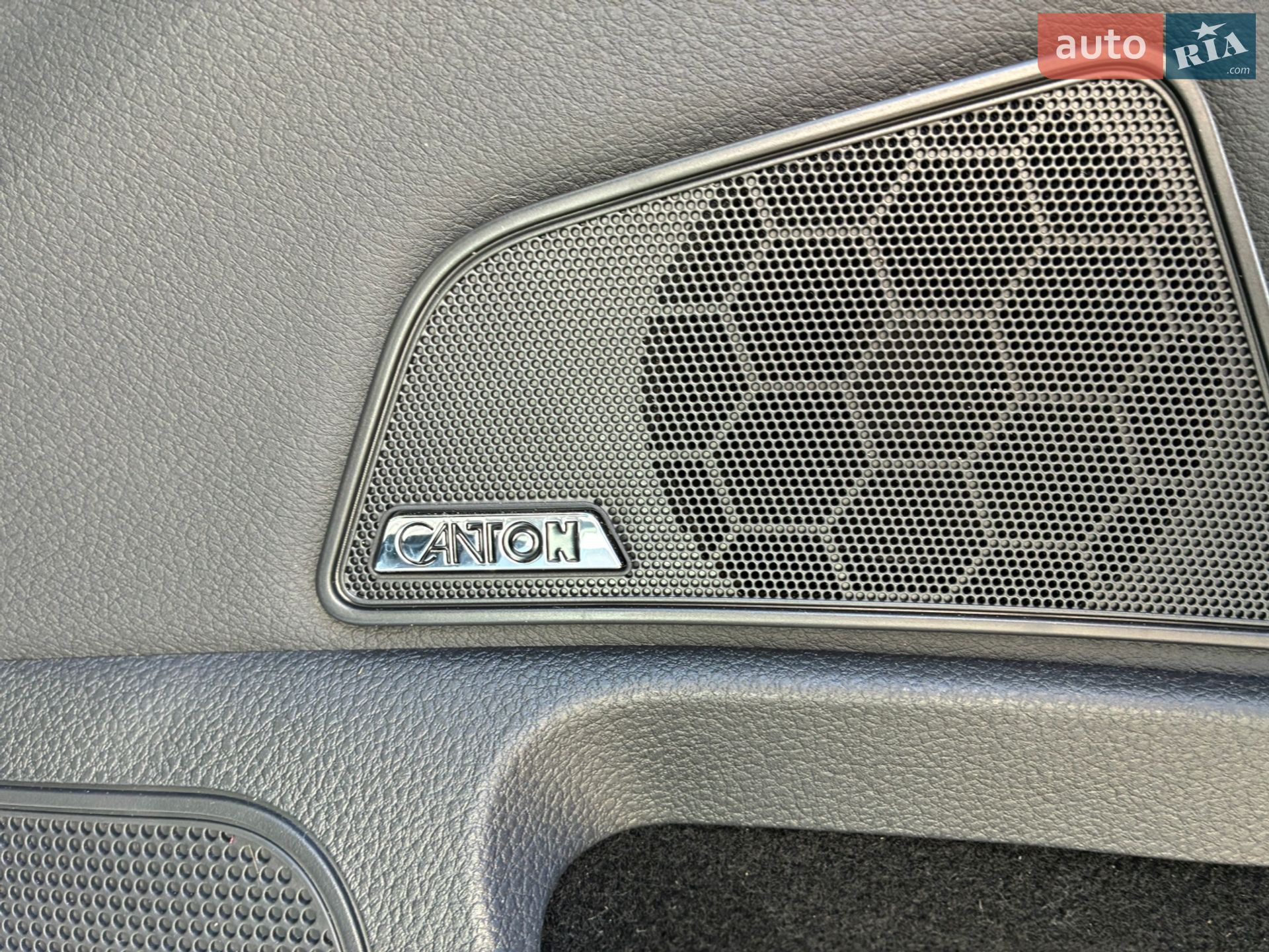 Skoda Superb 2023 VIN TMBLR7NPXP7018461 фото оголошення 27 з 94