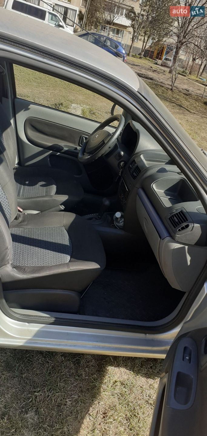 Renault Clio 2006 VIN VF1LB2BCA36719945 фото оголошення 9 з 13