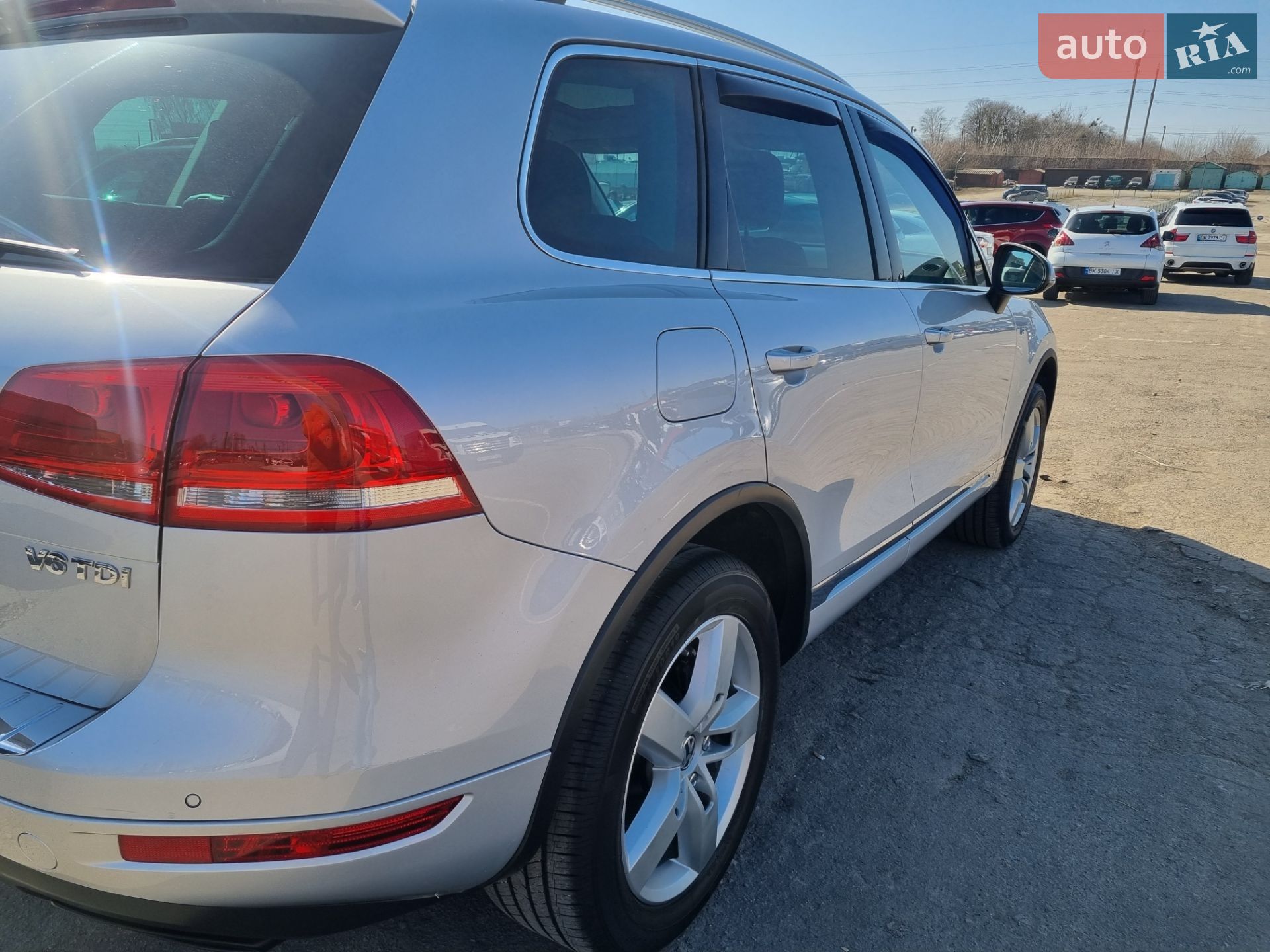 Volkswagen Touareg 2012 VIN WVGEP9BP6DD006752 фото оголошення 36 з 47