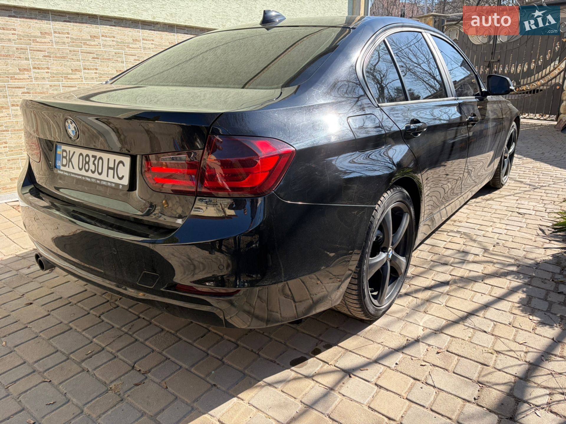 BMW 3 Series 2013 VIN WBA3E51010F571694 фото оголошення 22 з 28