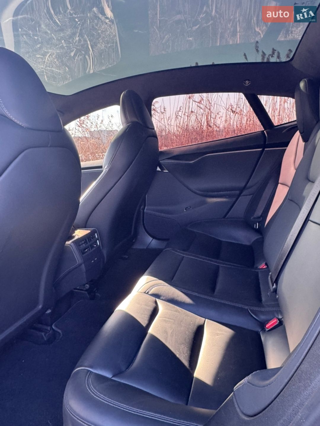 Tesla Model S 2020 VIN 5YJSA1E23LF416040 фото оголошення 17 з 19