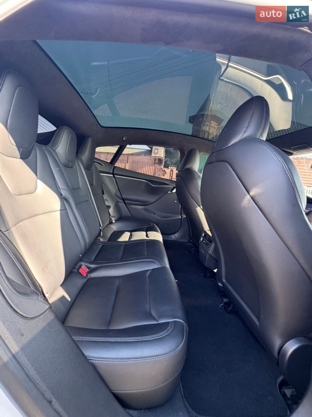 Tesla Model S 2020 VIN 5YJSA1E23LF416040 фото оголошення 16 з 19