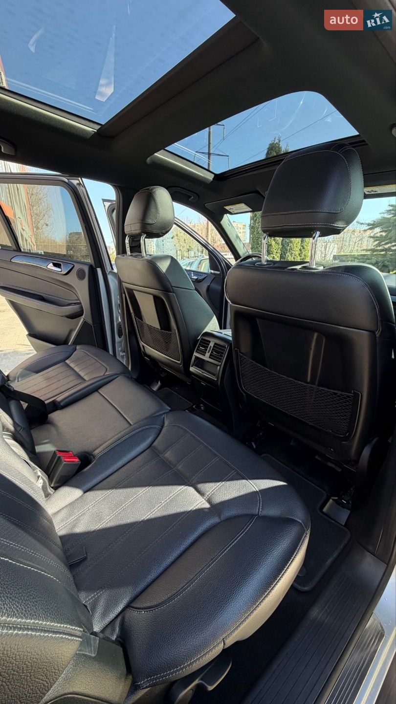 Mercedes-Benz GLS-Class 2018 VIN 4JGDF6EE9JB126835 фото оголошення 9 з 31