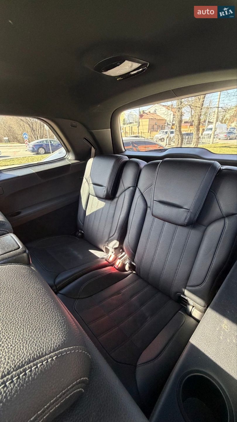 Mercedes-Benz GLS-Class 2018 VIN 4JGDF6EE9JB126835 фото оголошення 23 з 31