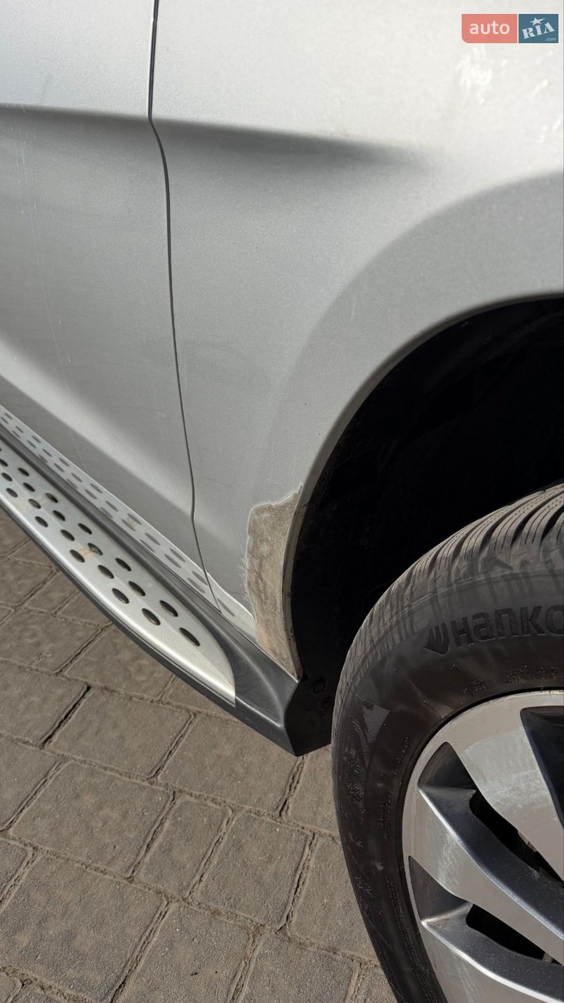 Mercedes-Benz GLS-Class 2018 VIN 4JGDF6EE9JB126835 фото оголошення 26 з 31
