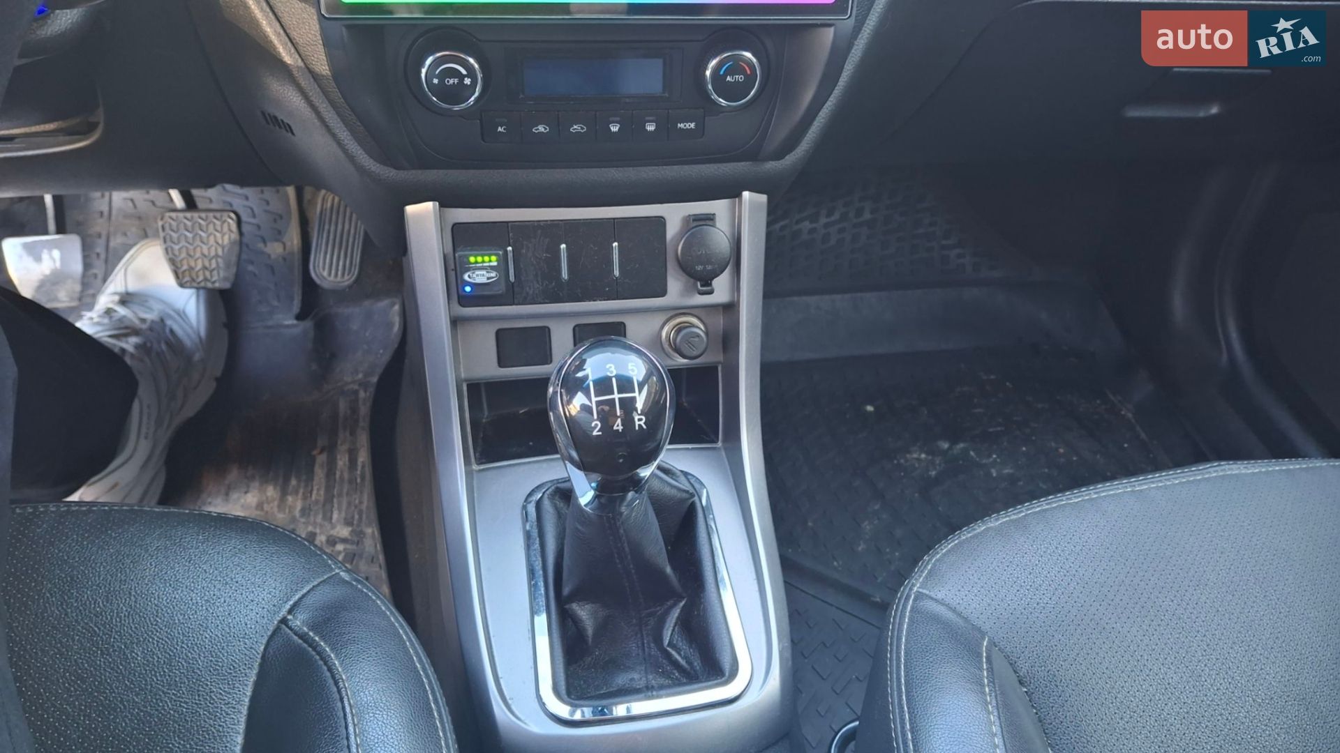 Geely Emgrand 7 (EC7) 2014 VIN Y7WFE1000E0034673 фото оголошення 21 з 28