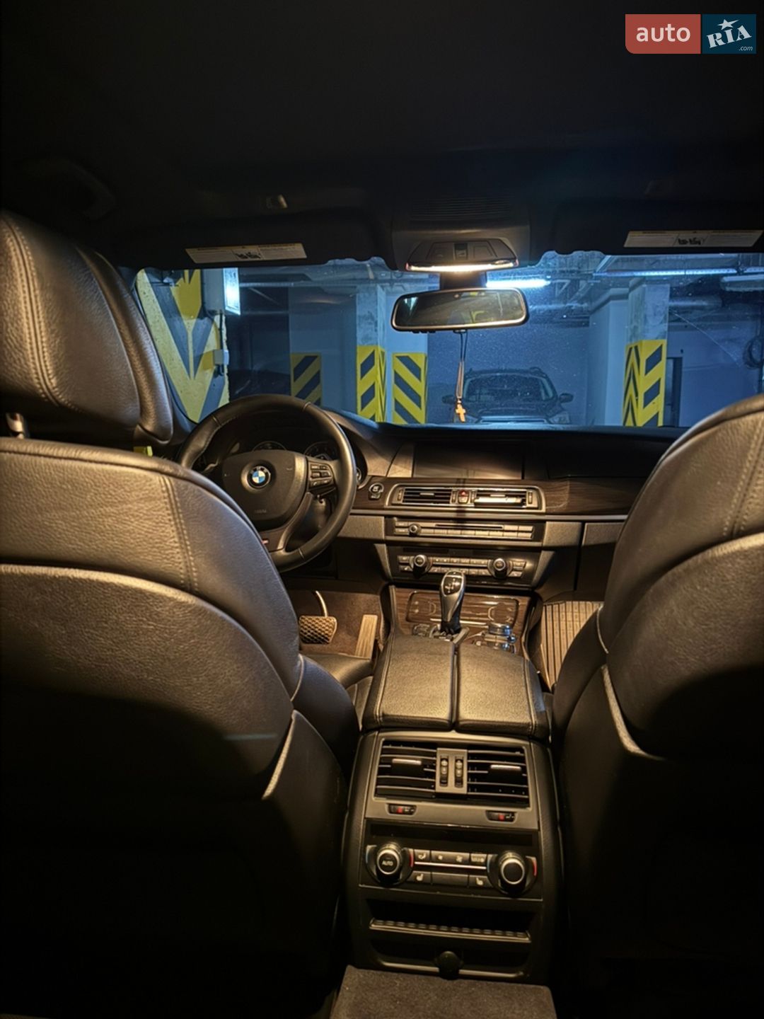 BMW 5 Series 2012 VIN WBAFU7C51CDU62866 фото оголошення 2 з 15