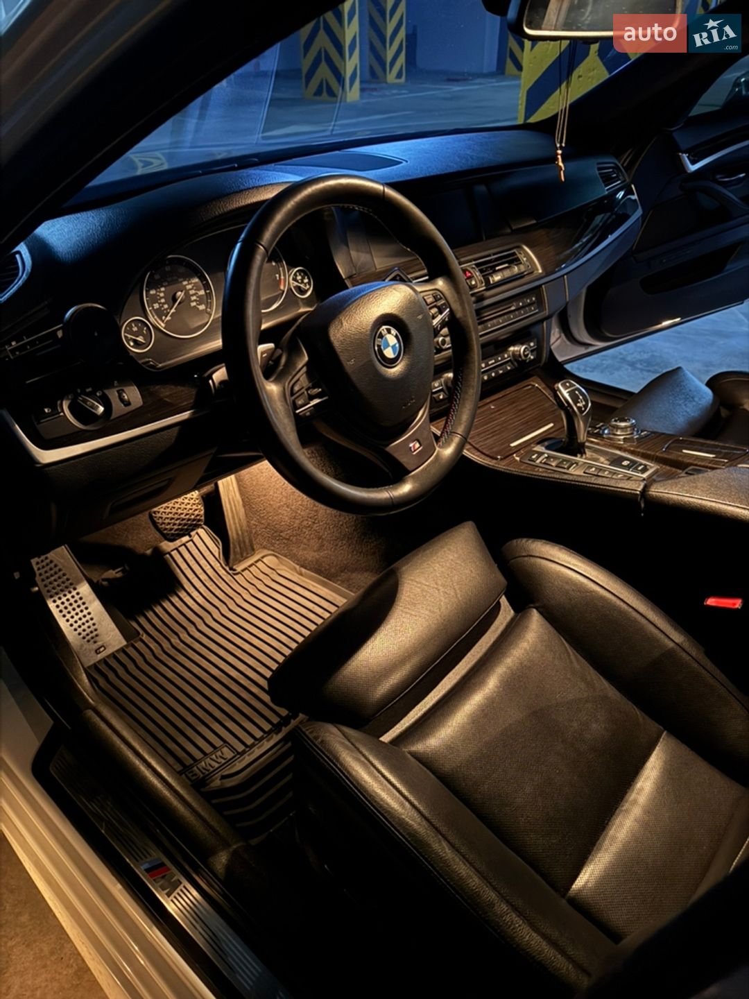 BMW 5 Series 2012 VIN WBAFU7C51CDU62866 фото оголошення 6 з 15