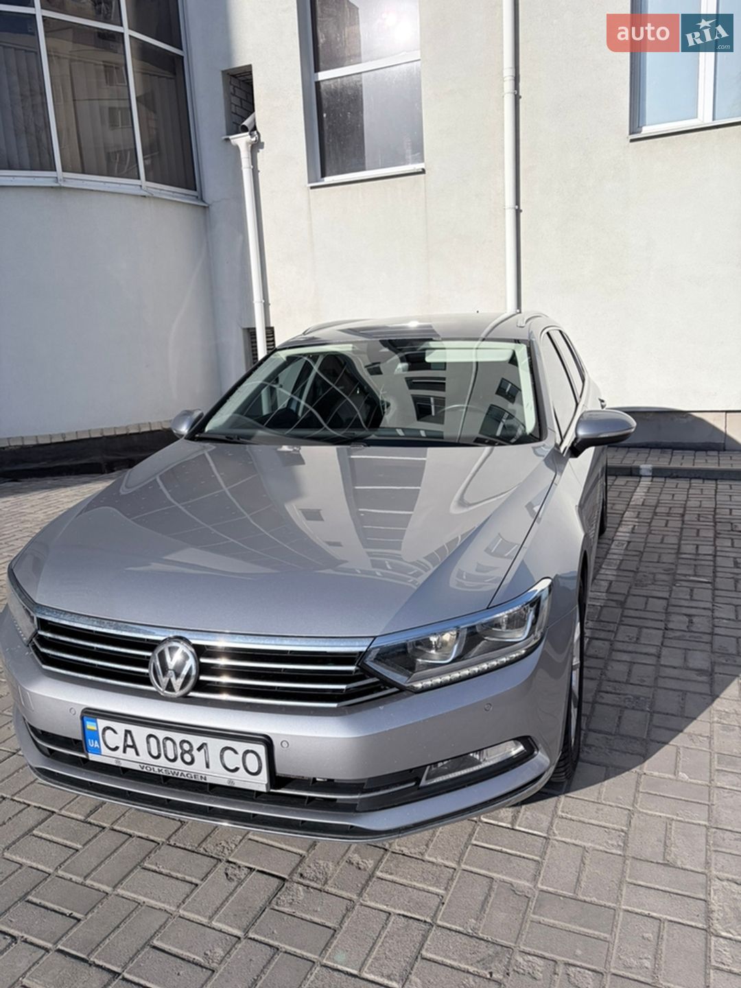 Volkswagen Passat 2019 VIN WVWZZZ3CZKE046695 фото оголошення 4 з 13