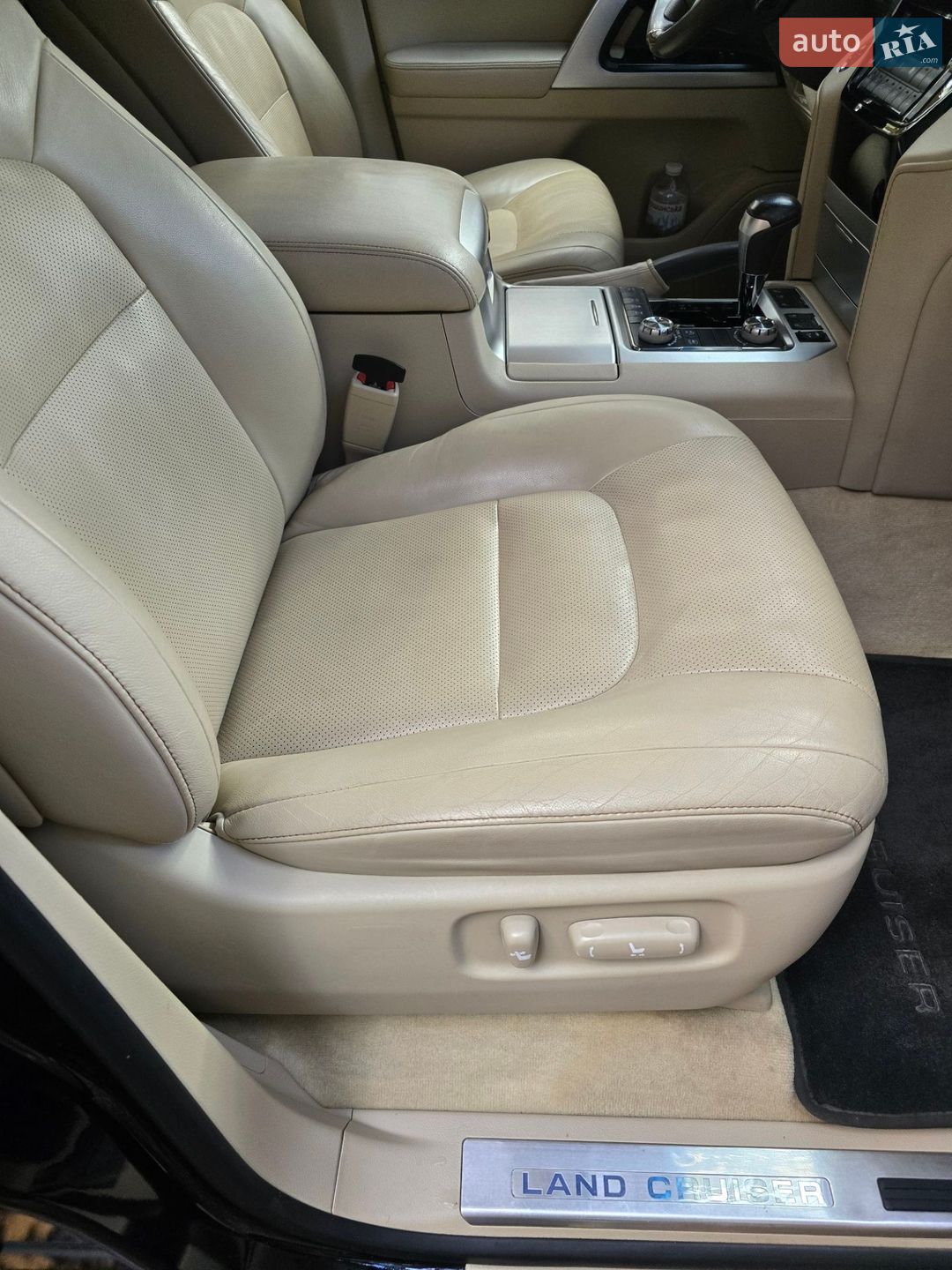 Toyota Land Cruiser 2021 VIN JTMCV05J004326776 фото оголошення 16 з 16