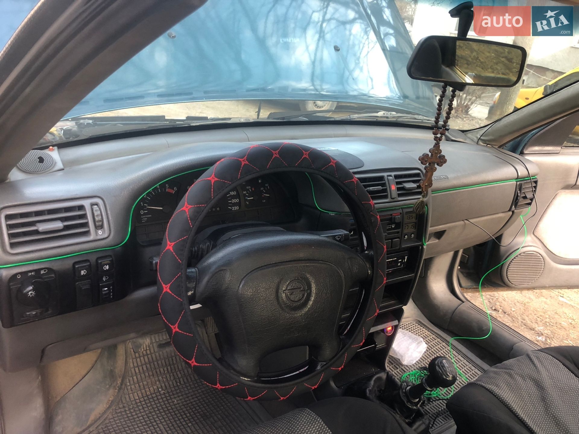 Opel Vectra 1995 VIN W0L000087S7589771 фото оголошення 2 з 9