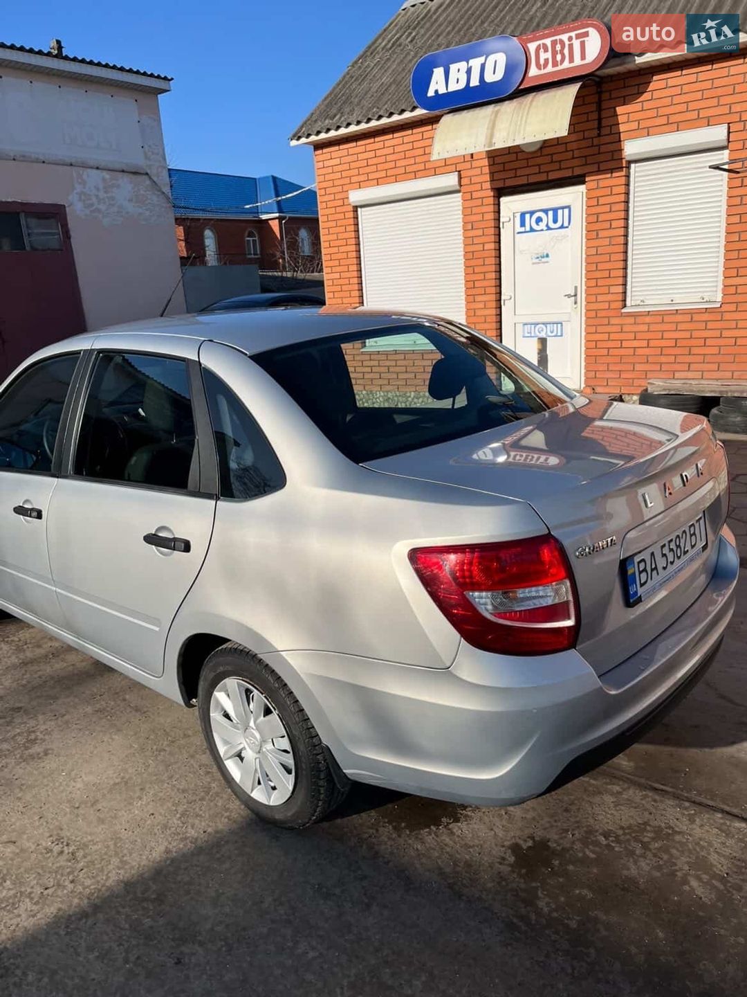 ВАЗ / Lada 2190 Granta 2018 VIN XTA219010K0567898 фото оголошення 5 з 38