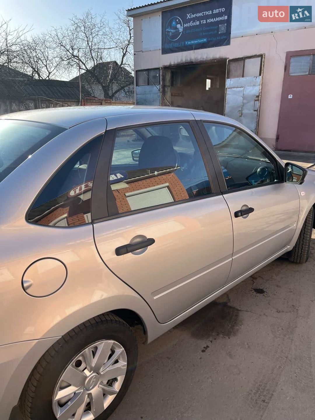 ВАЗ / Lada 2190 Granta 2018 VIN XTA219010K0567898 фото оголошення 32 з 38