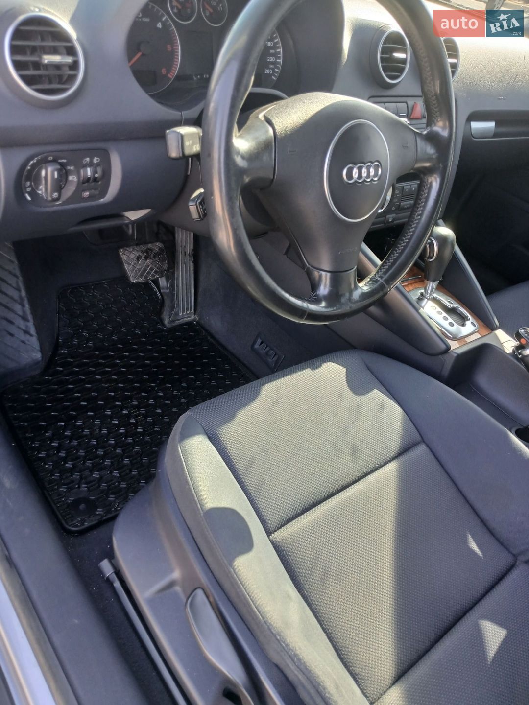 Audi A3 2004 VIN WAUZZZ8P65A001803 фото оголошення 12 з 13