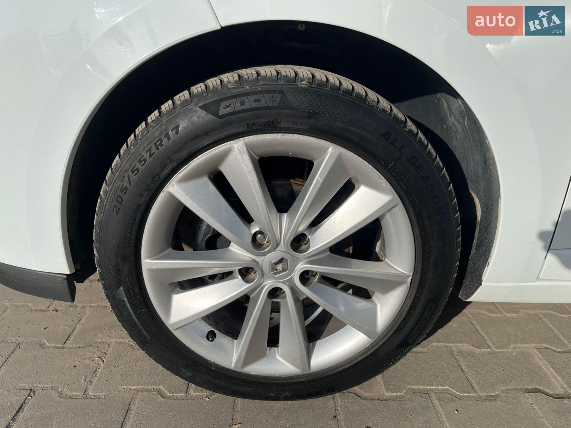 Renault Megane 2012 VIN VF1KZ140647402772 фото оголошення 20 з 53
