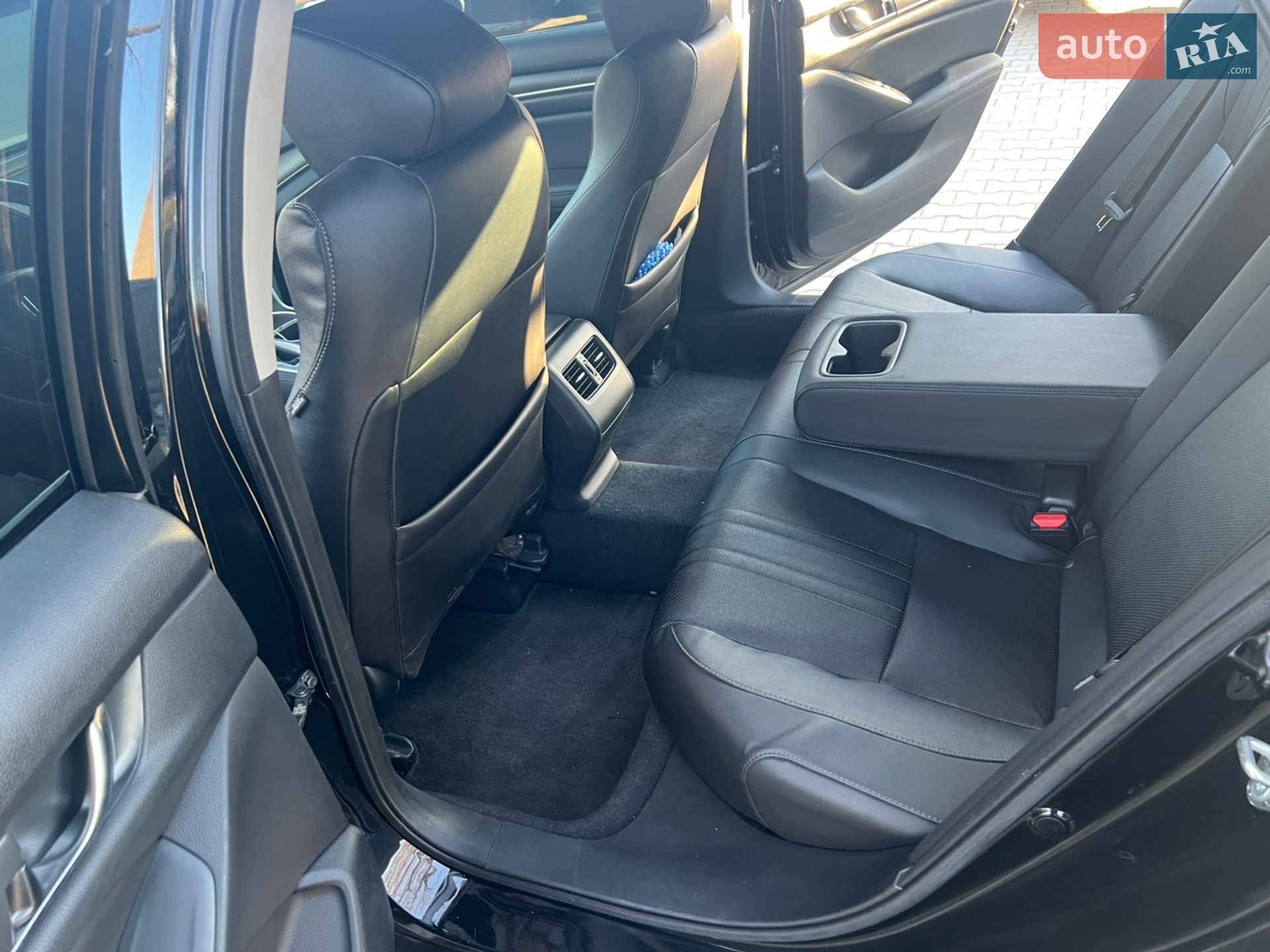 Honda Accord 2020 VIN 1HGCV1F55LA064719 фото оголошення 8 з 12