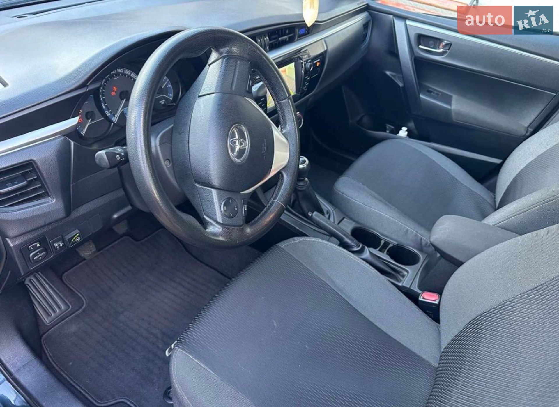Toyota Corolla 2013 VIN NMTBT9JE20R002679 фото оголошення 4 з 12