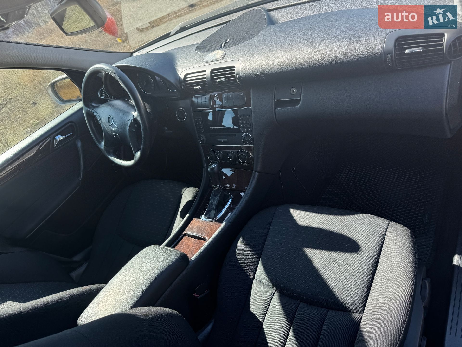 Mercedes-Benz C-Class 2004 VIN WDB2030071A685495 фото оголошення 9 з 27
