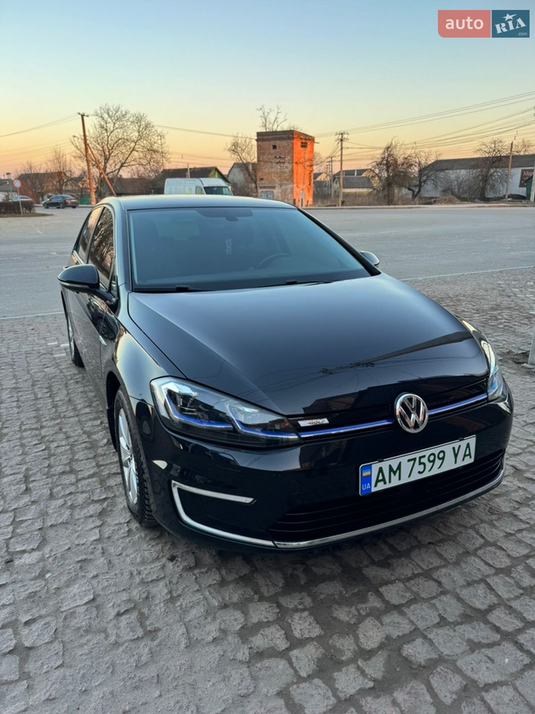 Volkswagen e-Golf 2018 VIN WVWZZZAUZJ8904028 фото оголошення 2 з 24