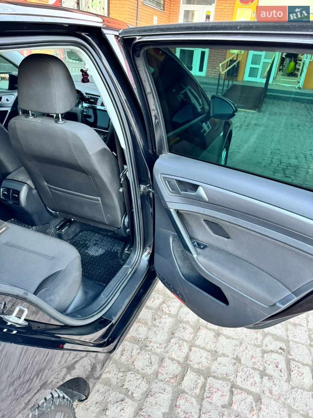 Volkswagen e-Golf 2018 VIN WVWZZZAUZJ8904028 фото оголошення 12 з 24