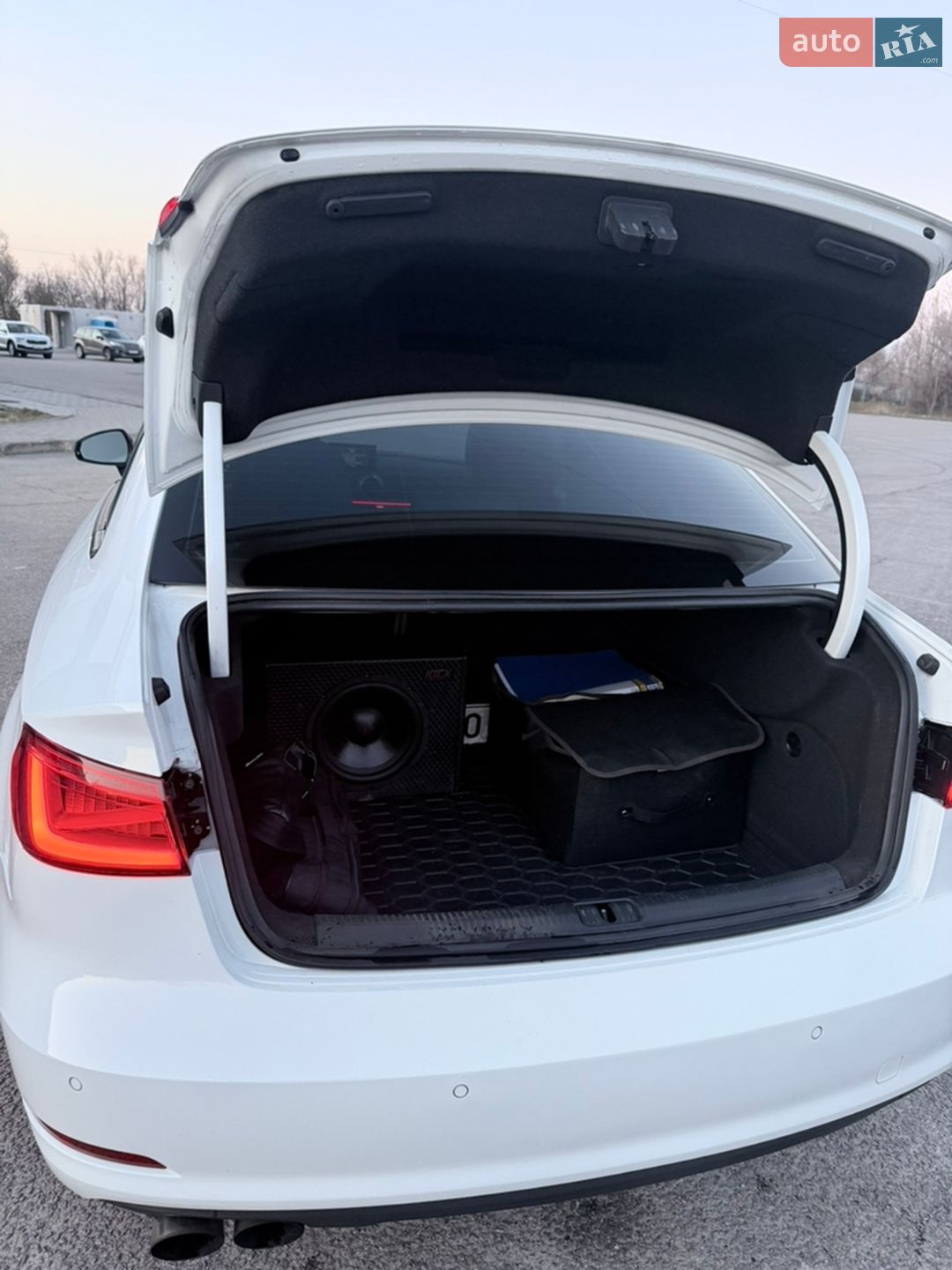 Audi A3 2015 VIN WAUA7GFFXG1005261 фото оголошення 4 з 25