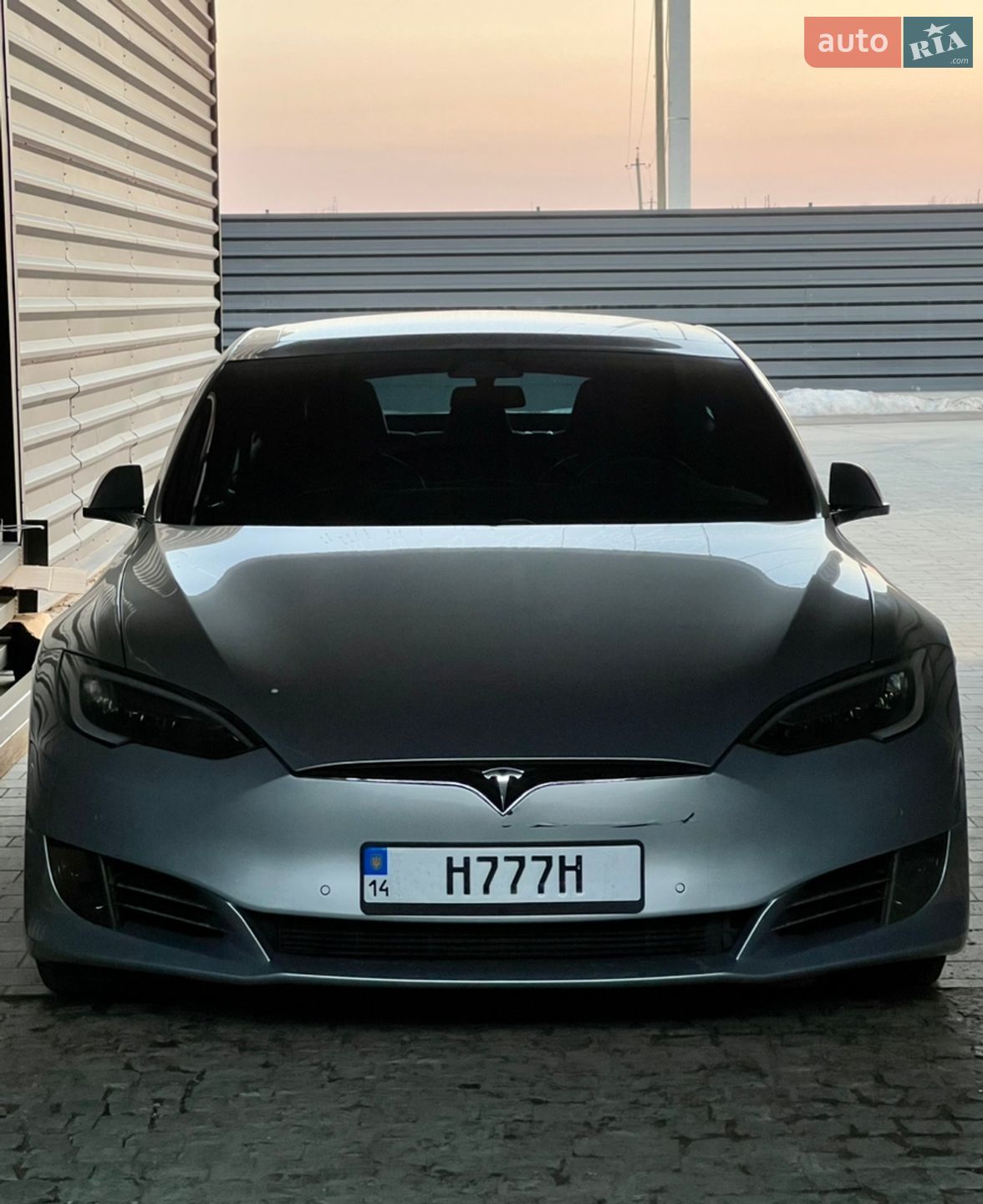 Tesla Model S 2017 VIN 5YJSA1E19HF210008 фото оголошення 12 з 12