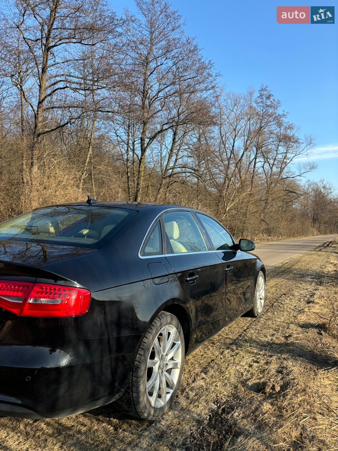 Audi A4 2013 VIN WAUEFAFL1DN035597 фото оголошення 12 з 25