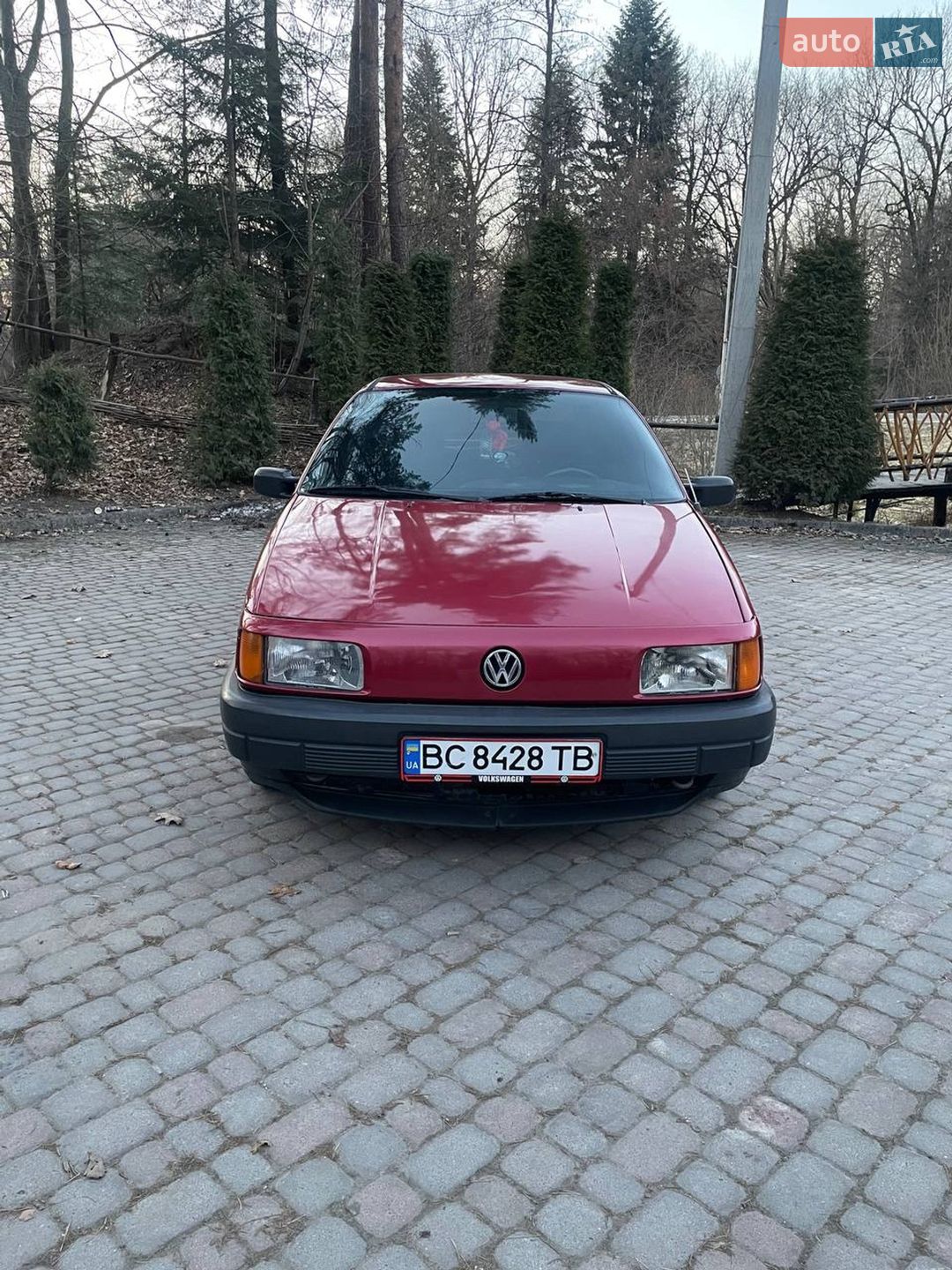 Volkswagen Passat 1988 VIN WVWZZZ31ZKE323329 фото оголошення 2 з 24