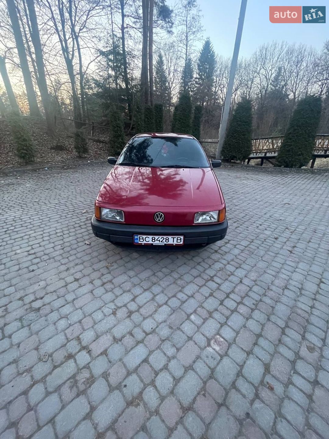 Volkswagen Passat 1988 VIN WVWZZZ31ZKE323329 фото оголошення 9 з 24