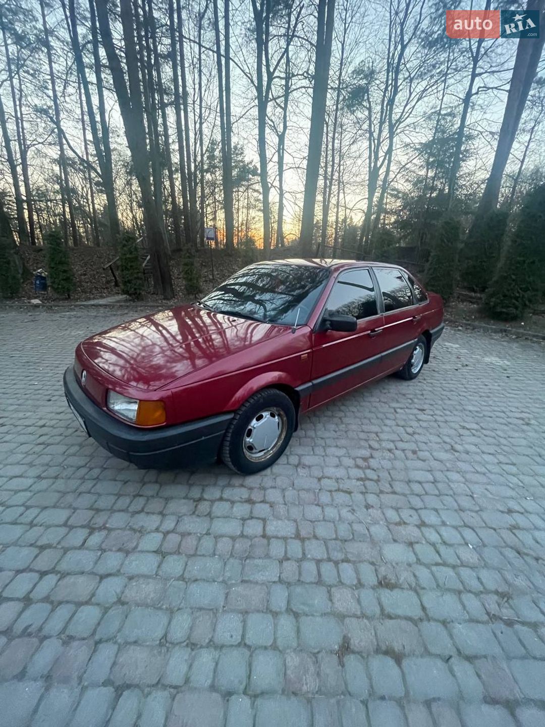 Volkswagen Passat 1988 VIN WVWZZZ31ZKE323329 фото оголошення 10 з 24