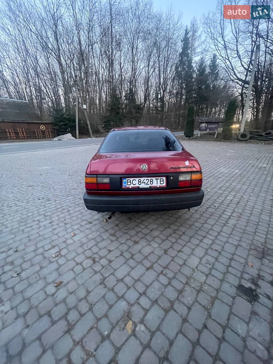Volkswagen Passat 1988 VIN WVWZZZ31ZKE323329 фото оголошення 12 з 24