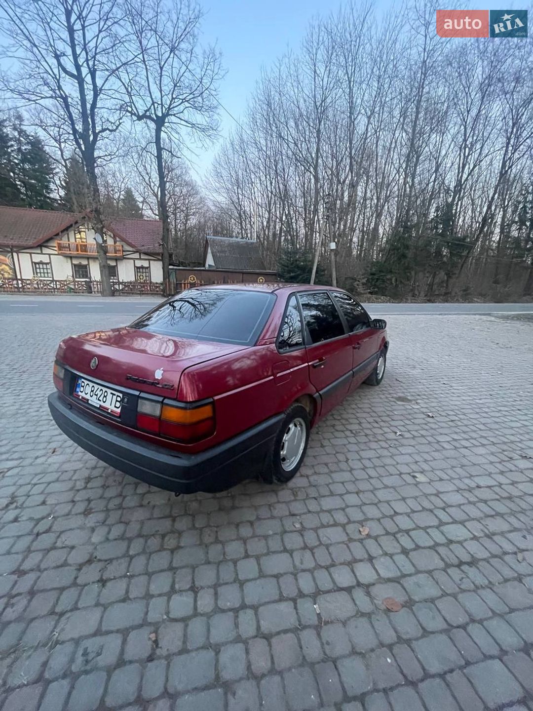 Volkswagen Passat 1988 VIN WVWZZZ31ZKE323329 фото оголошення 13 з 24