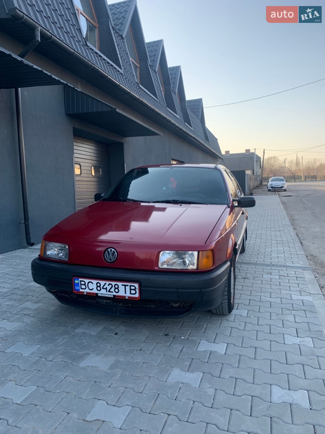 Volkswagen Passat 1988 VIN WVWZZZ31ZKE323329 фото оголошення 21 з 24