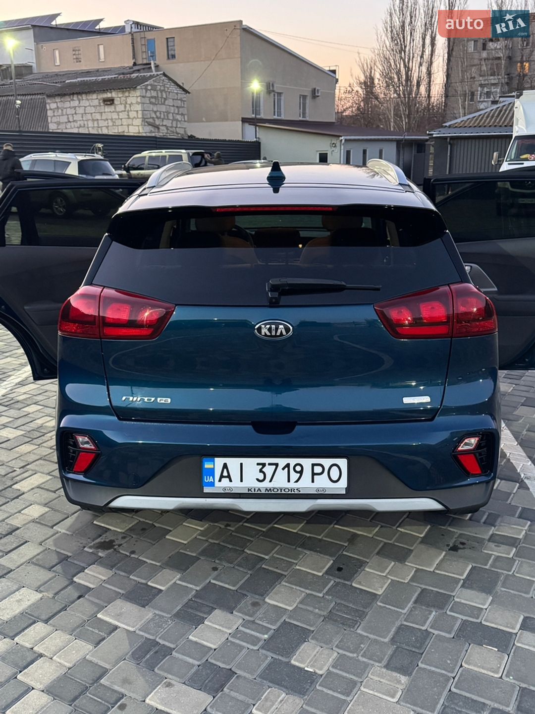 Kia Niro 2019 VIN KNDCB3LC0L5360813 фото оголошення 4 з 27