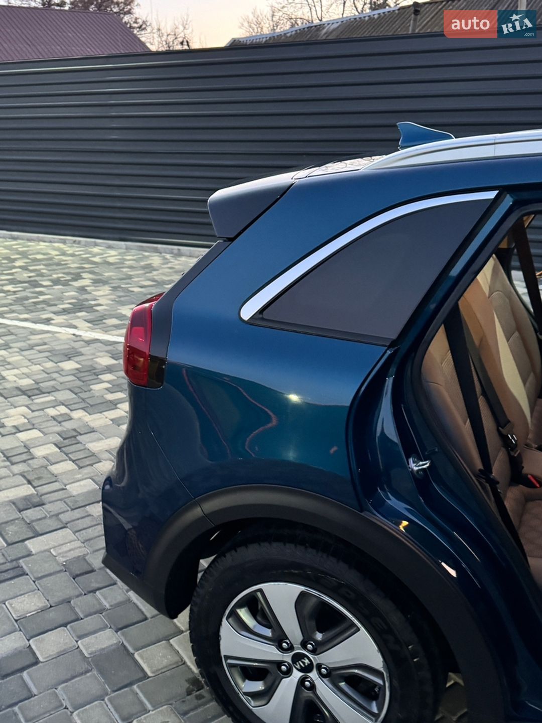 Kia Niro 2019 VIN KNDCB3LC0L5360813 фото оголошення 5 з 27