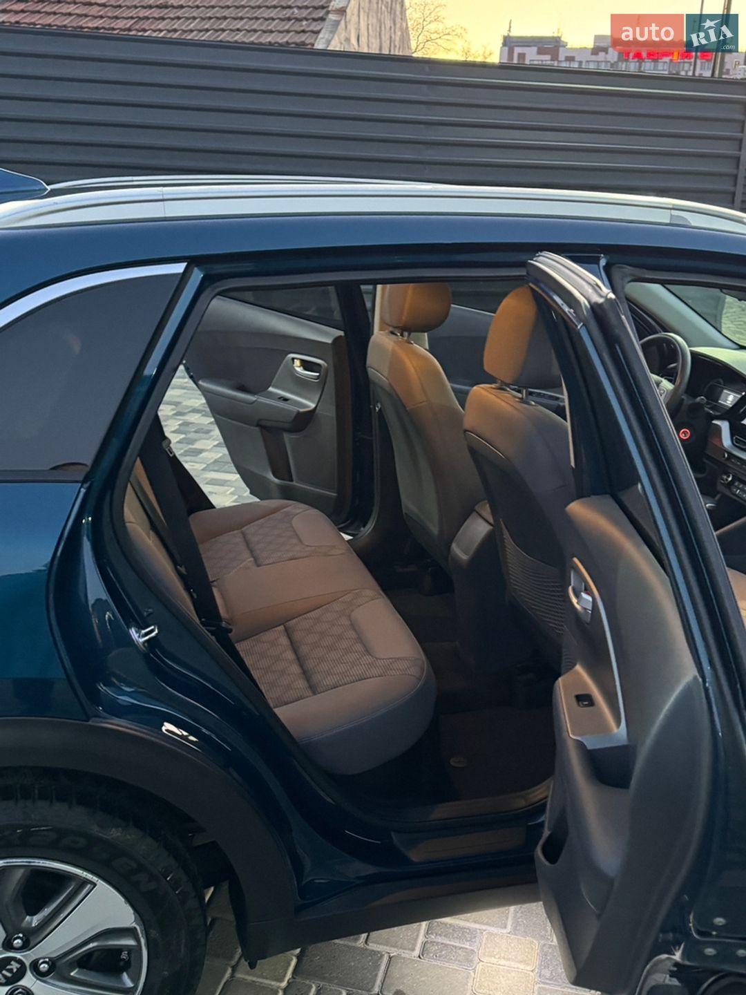 Kia Niro 2019 VIN KNDCB3LC0L5360813 фото оголошення 6 з 27