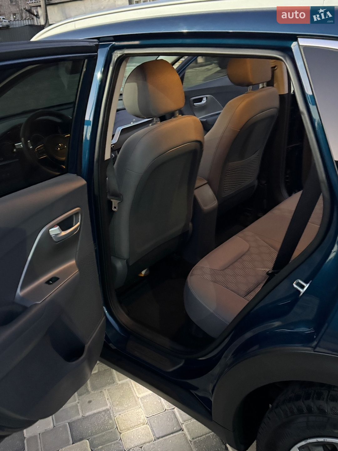 Kia Niro 2019 VIN KNDCB3LC0L5360813 фото оголошення 7 з 27