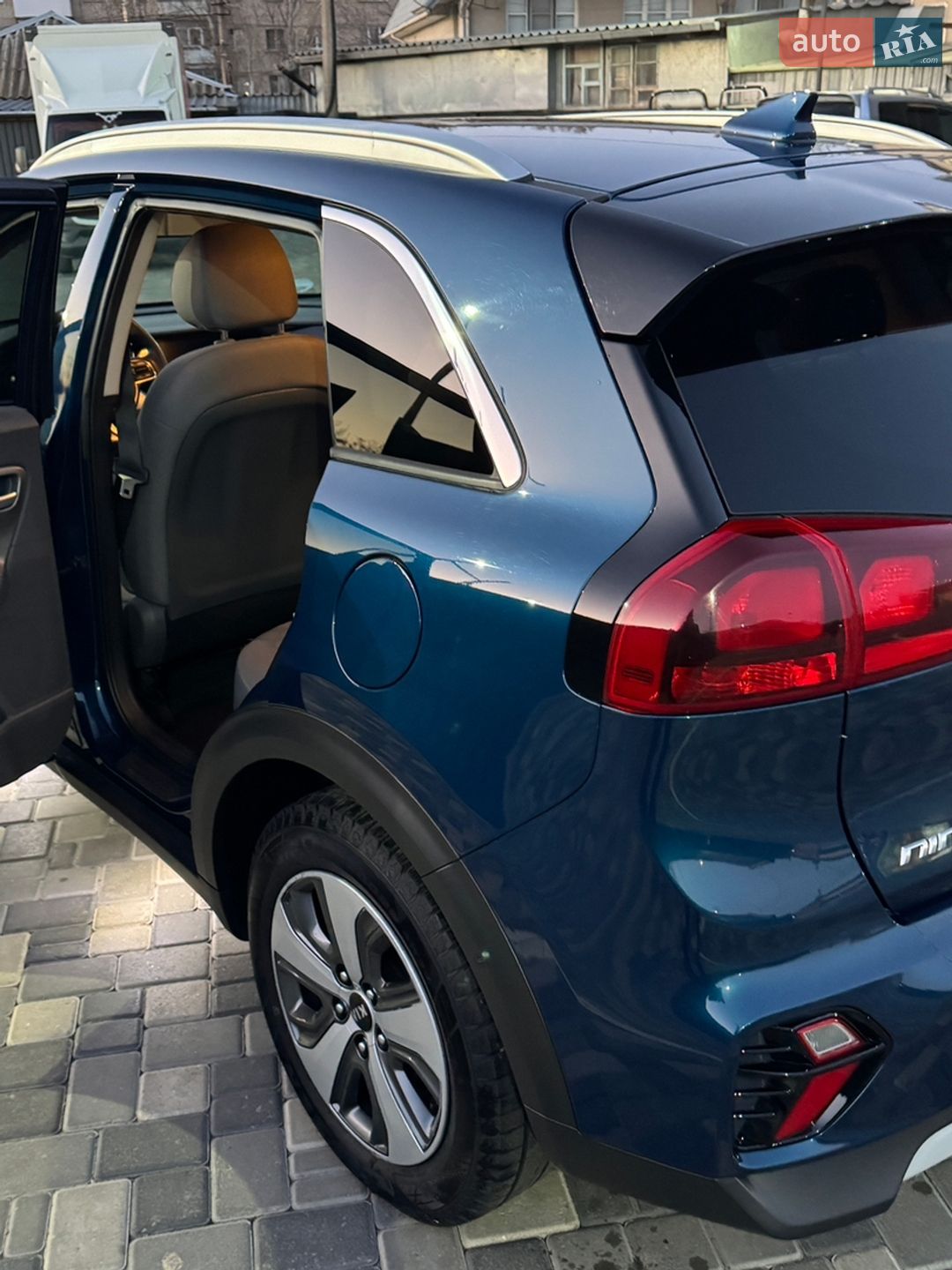 Kia Niro 2019 VIN KNDCB3LC0L5360813 фото оголошення 11 з 27