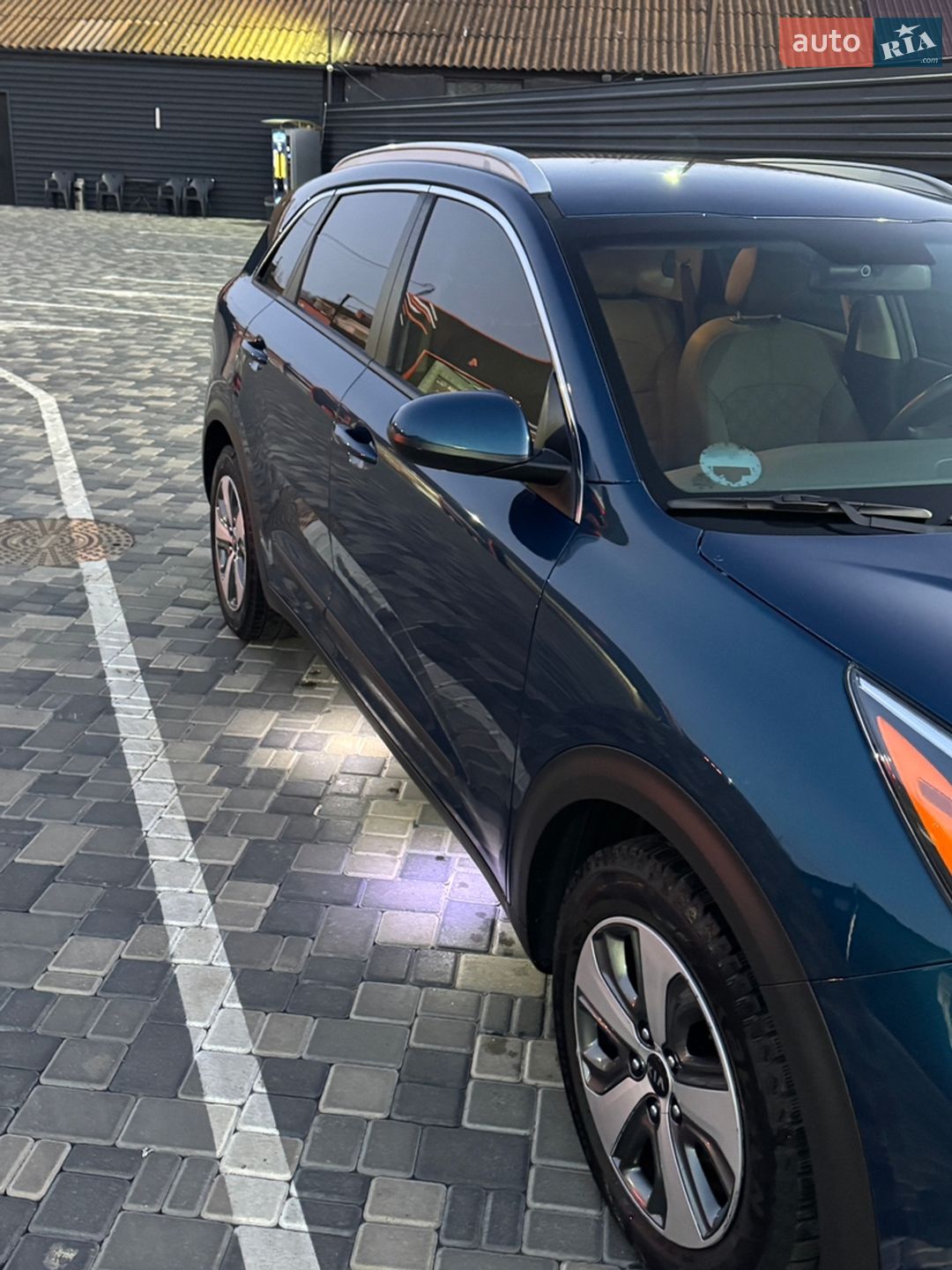 Kia Niro 2019 VIN KNDCB3LC0L5360813 фото оголошення 18 з 27