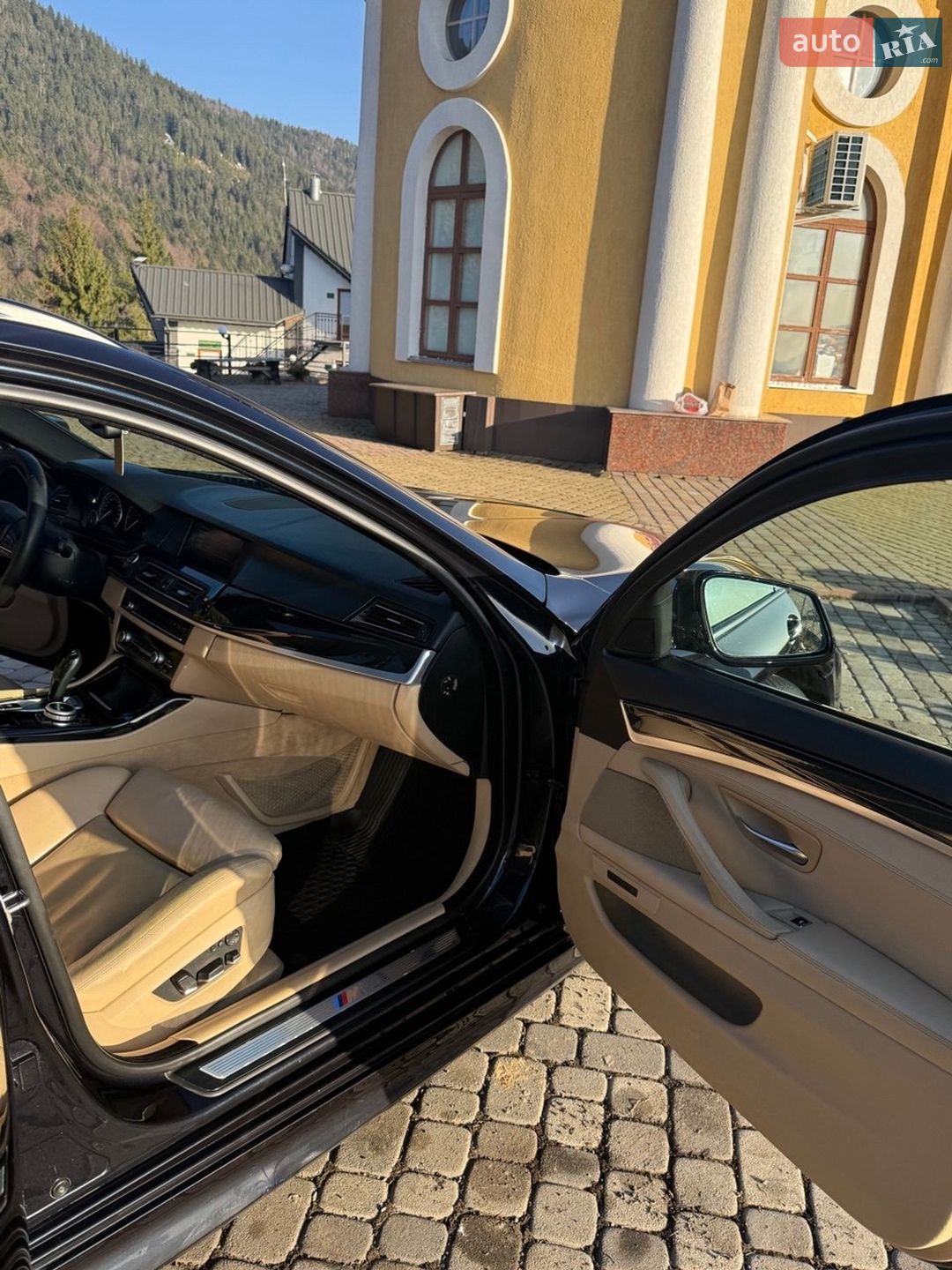 BMW 5 Series 2012 VIN WBAMW910X0DV11515 фото оголошення 30 з 126
