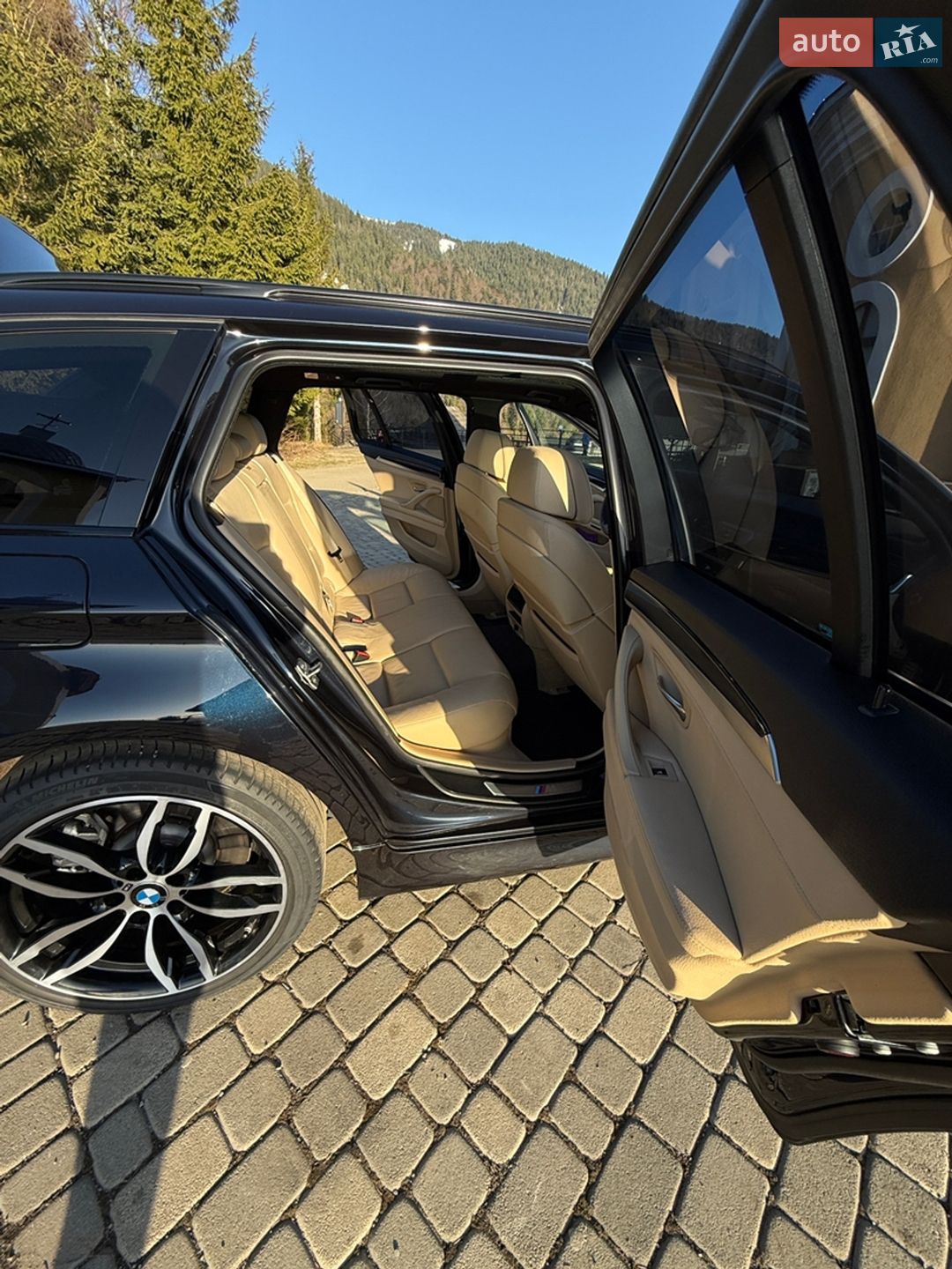BMW 5 Series 2012 VIN WBAMW910X0DV11515 фото оголошення 32 з 126