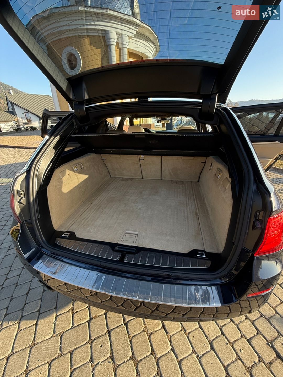 BMW 5 Series 2012 VIN WBAMW910X0DV11515 фото оголошення 35 з 126