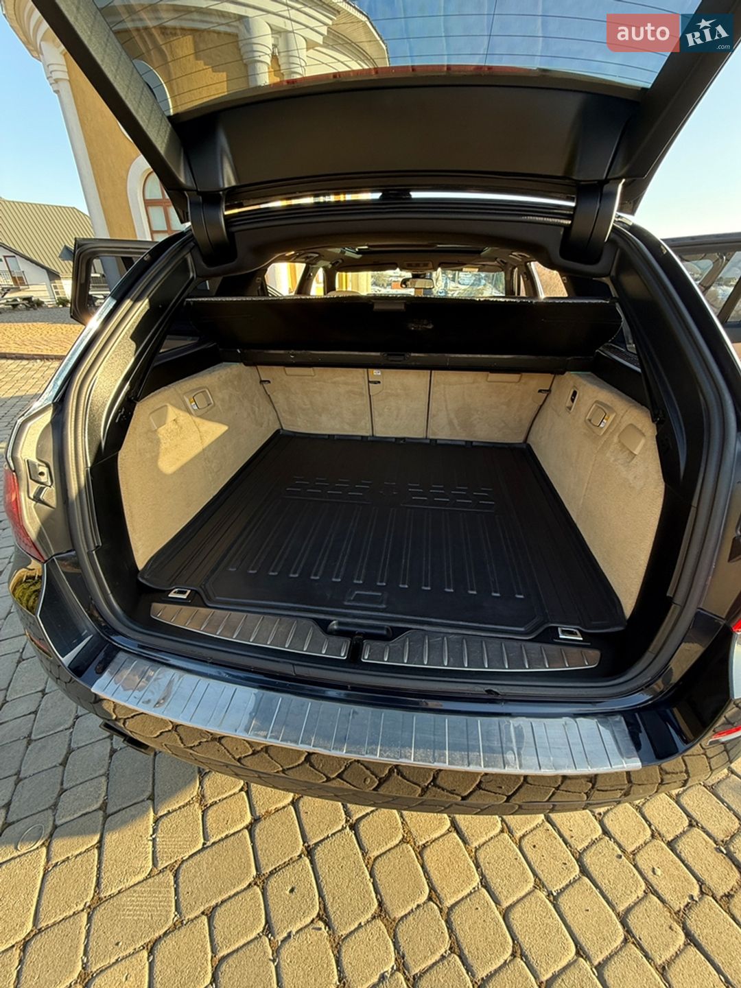 BMW 5 Series 2012 VIN WBAMW910X0DV11515 фото оголошення 41 з 126